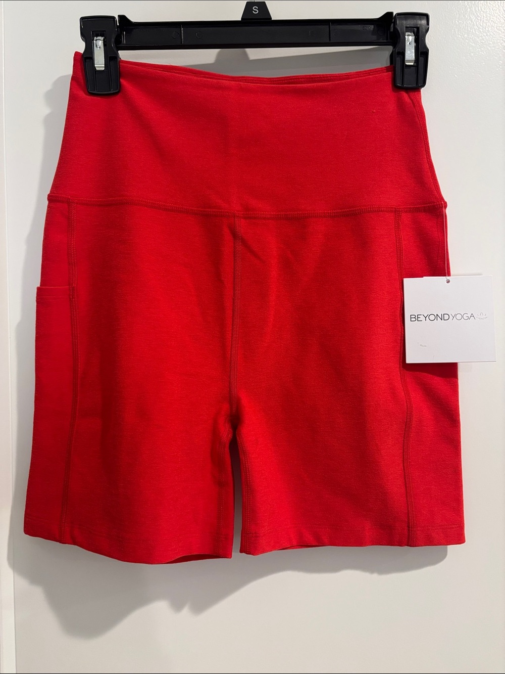 NEW Beyond Yoga Spacedye Keep Pace 5" Pocket Short Large